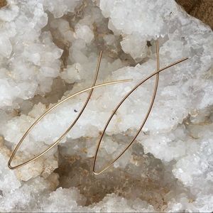 plenty of fish | gold minimalist earrings